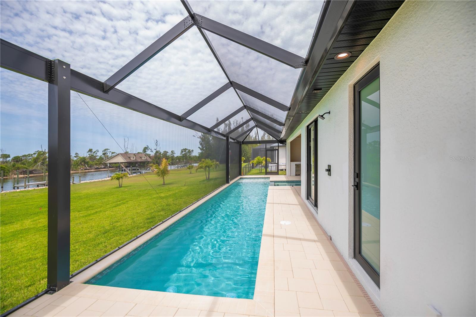 16692 LIGGETT CIR, PORT CHARLOTTE, FL — photo 46