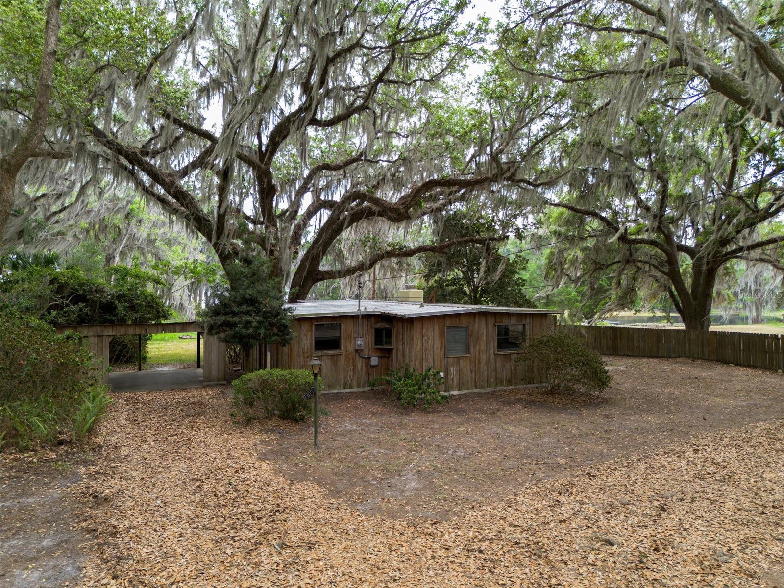 7305 NE 222ND ST, MELROSE, FL — photo 45
