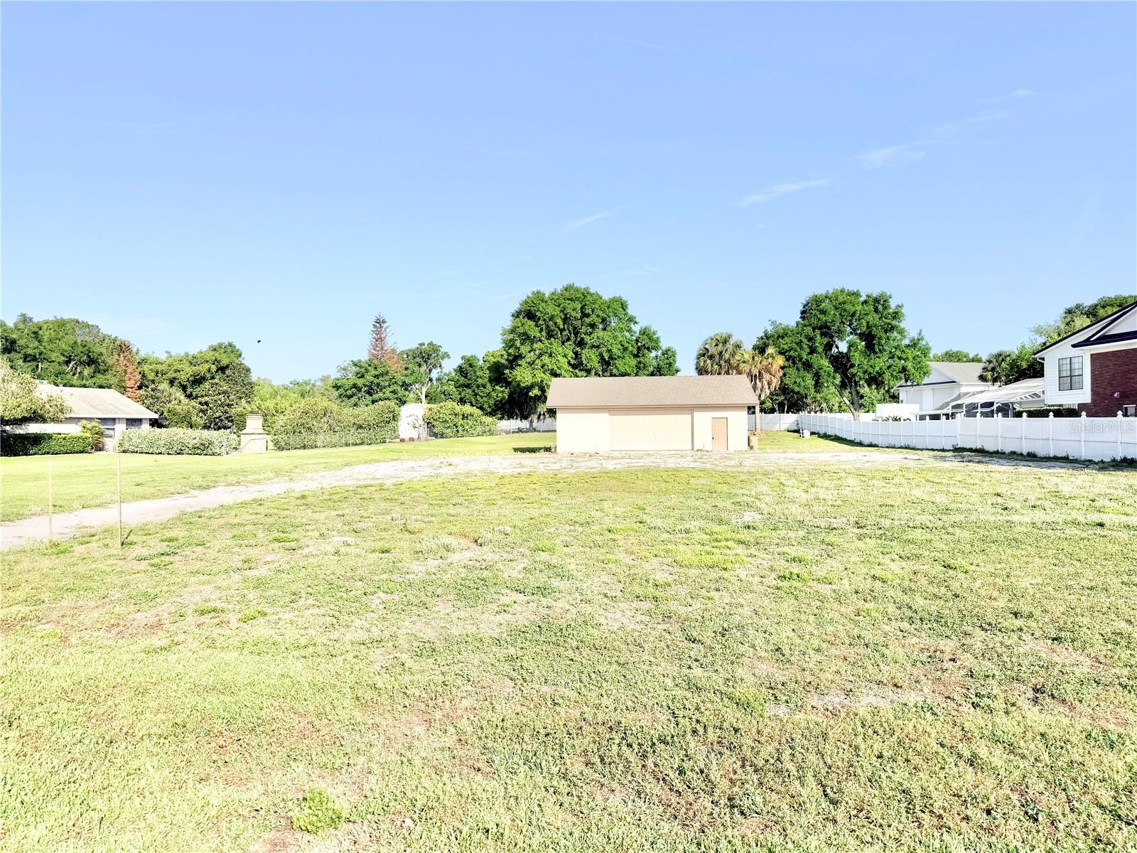 3155 LAKESHORE DR, MOUNT DORA, FL — photo 19