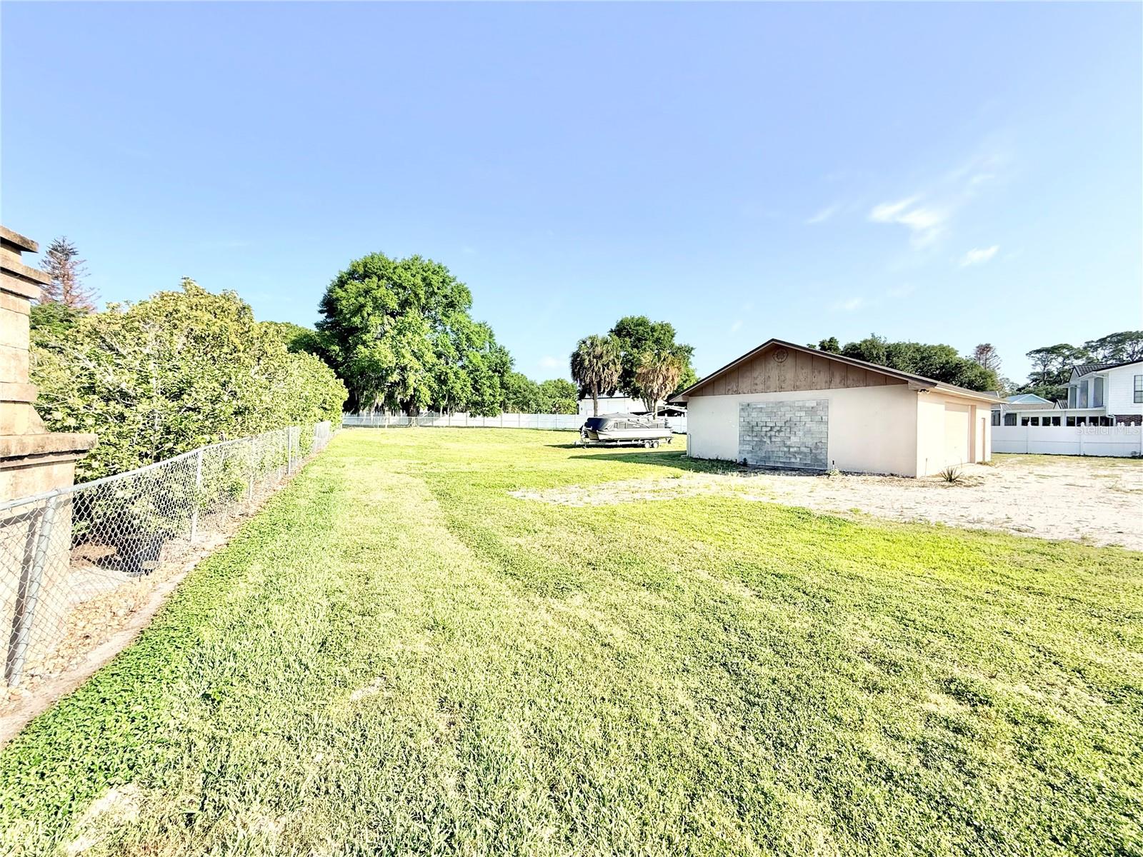 3155 LAKESHORE DR, MOUNT DORA, FL — photo 53