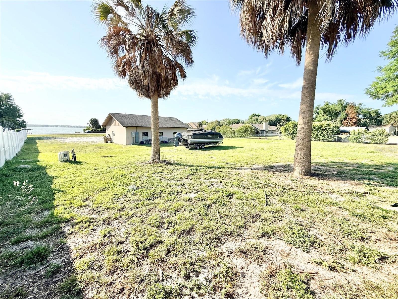 3155 LAKESHORE DR, MOUNT DORA, FL — photo 63