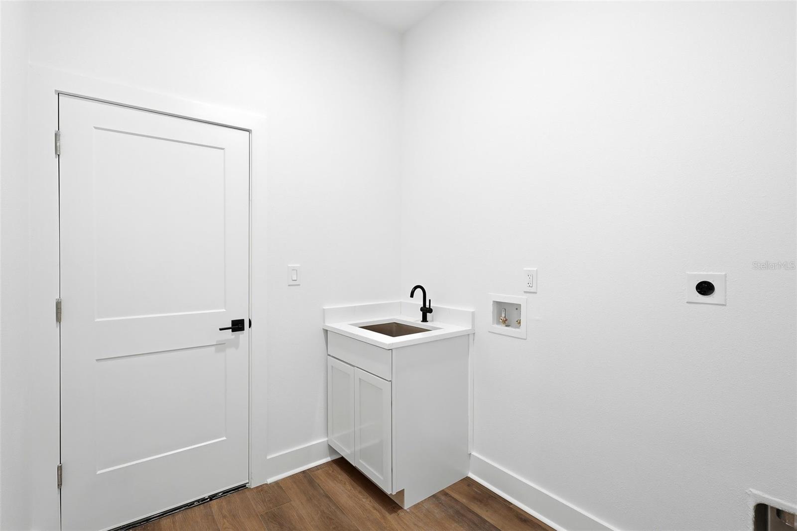 162 W ROMANY LOOP, BEVERLY HILLS, FL — photo 35