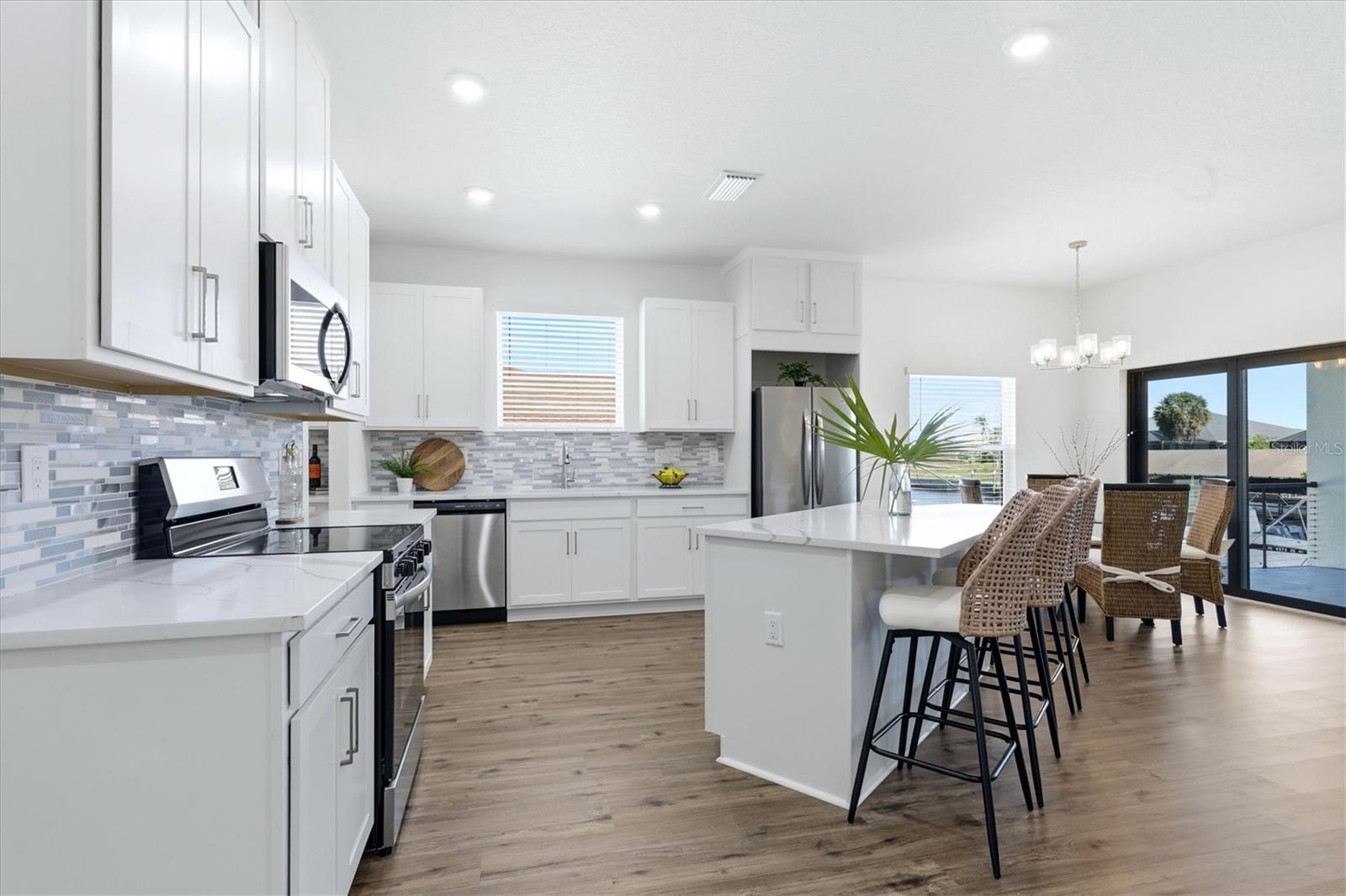 12387 MINOT AVE, PORT CHARLOTTE, FL — photo 10