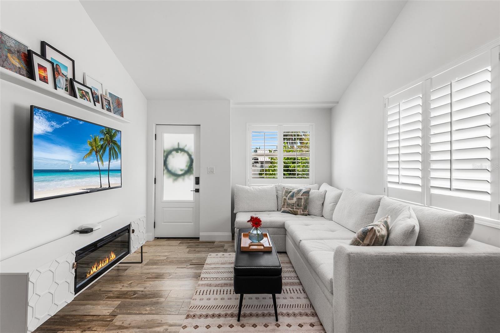 14024 N BAYSHORE DR, MADEIRA BEACH, FL — photo 7