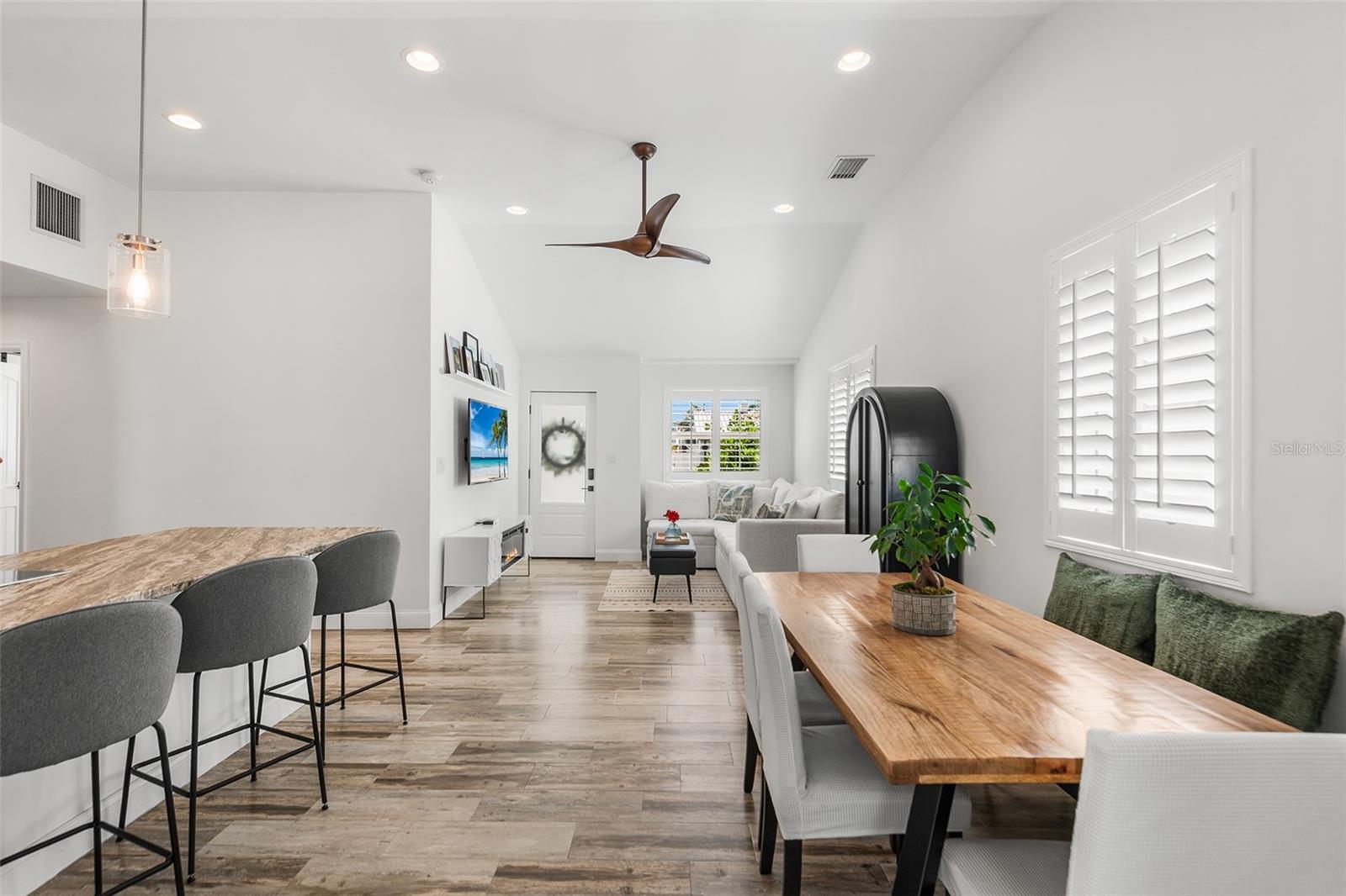 14024 N BAYSHORE DR, MADEIRA BEACH, FL — photo 15