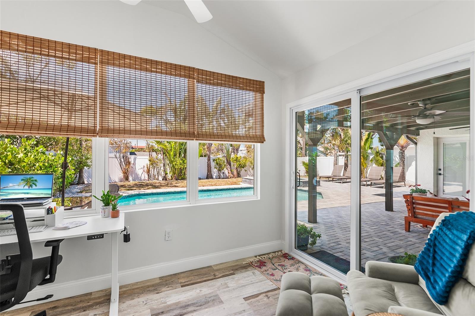 14024 N BAYSHORE DR, MADEIRA BEACH, FL — photo 14