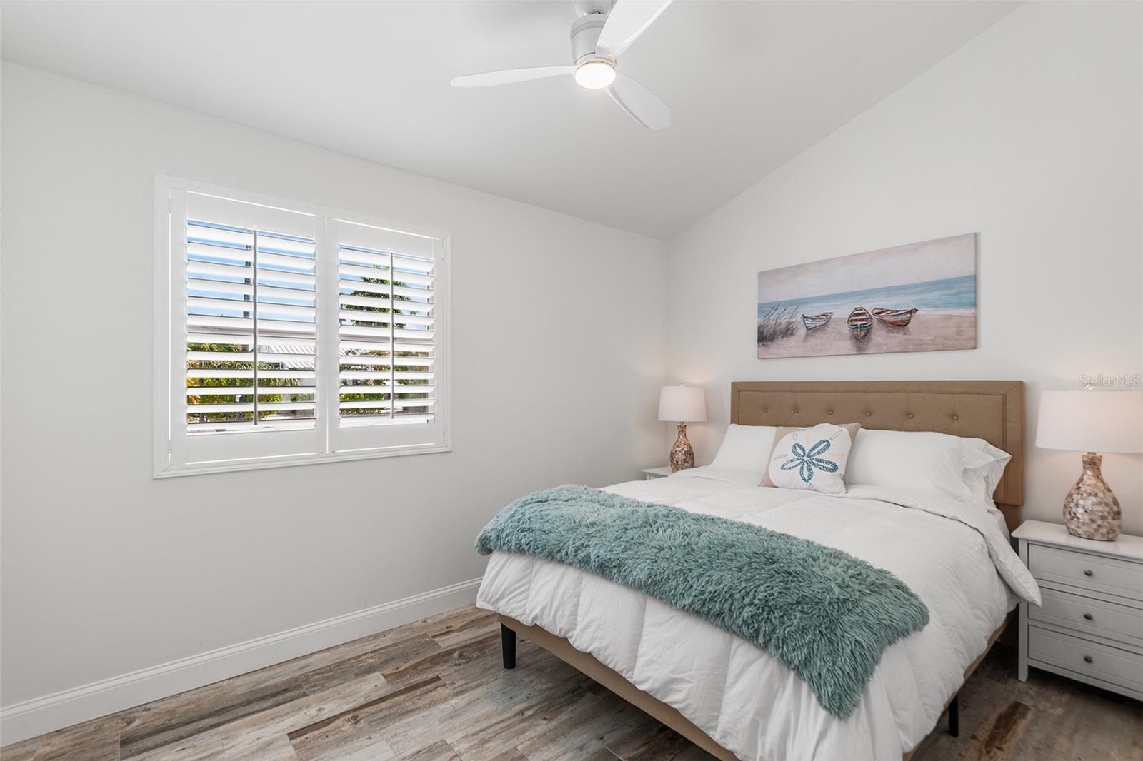 14024 N BAYSHORE DR, MADEIRA BEACH, FL — photo 30