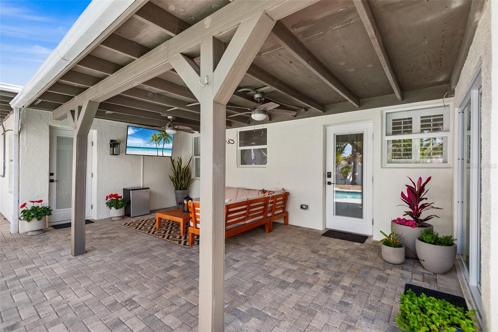 14024 N BAYSHORE DR, MADEIRA BEACH, FL — photo 40