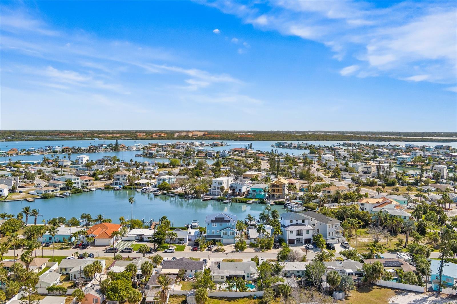14024 N BAYSHORE DR, MADEIRA BEACH, FL — photo 54