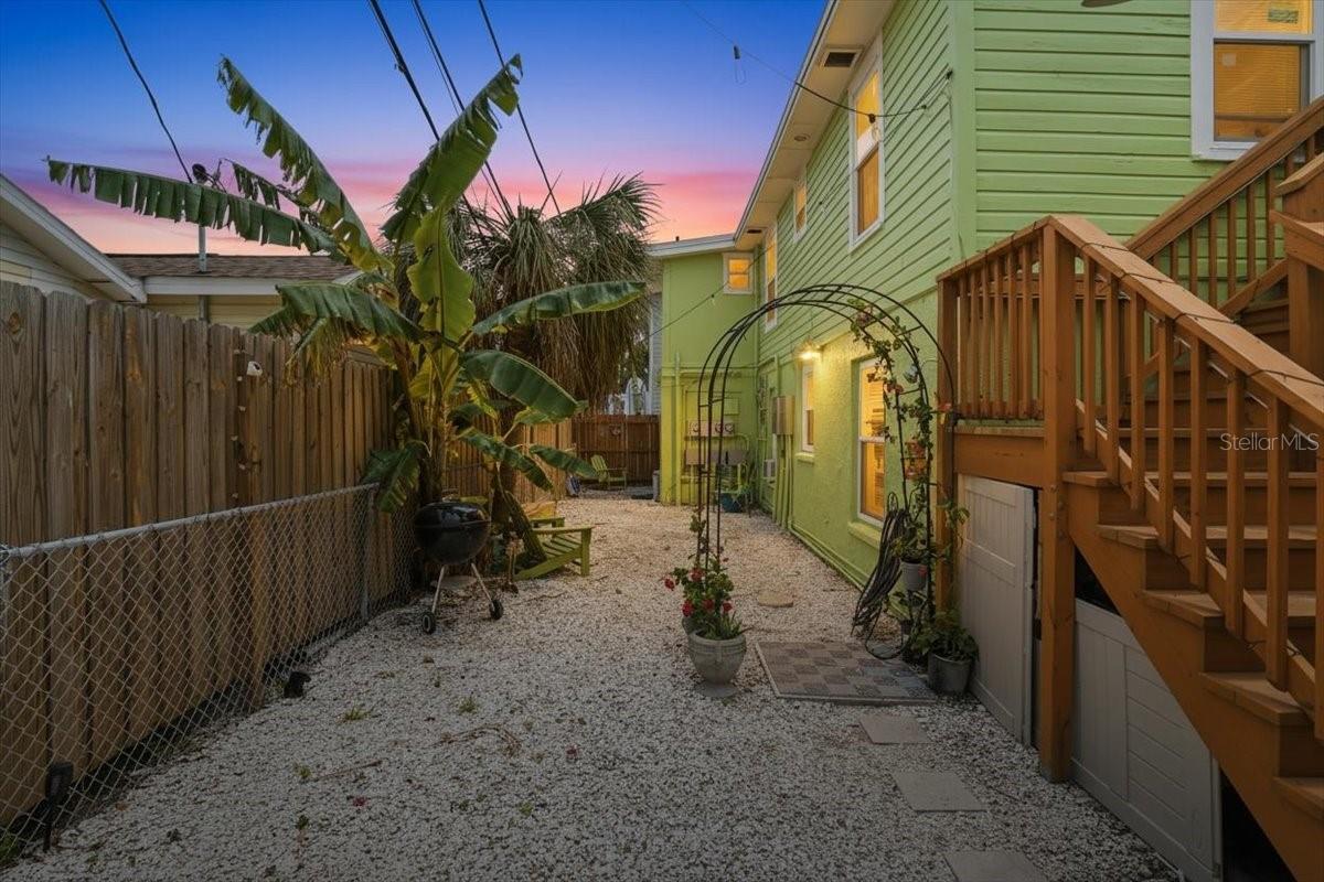 130 86TH TER, TREASURE ISLAND, FL — photo 20