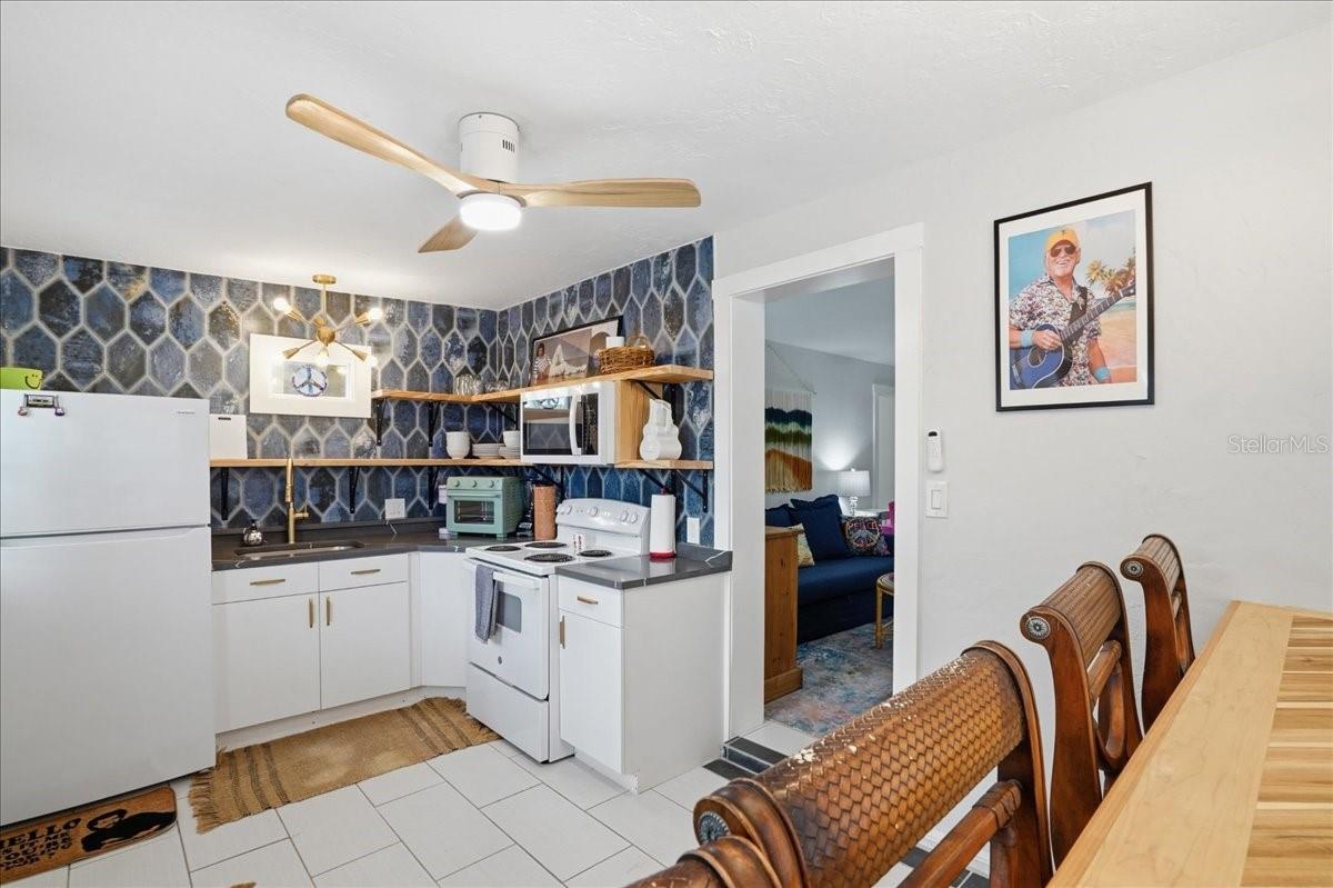 130 86TH TER, TREASURE ISLAND, FL — photo 22