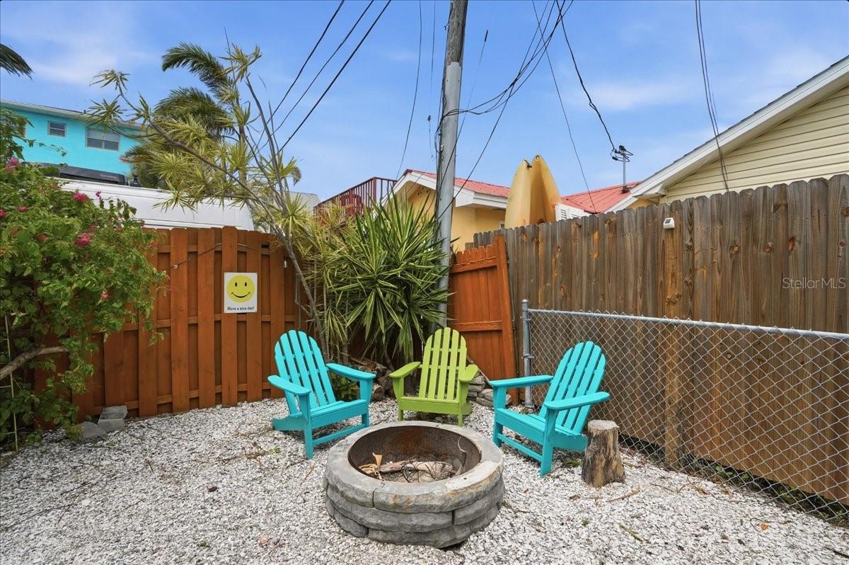 130 86TH TER, TREASURE ISLAND, FL — photo 37