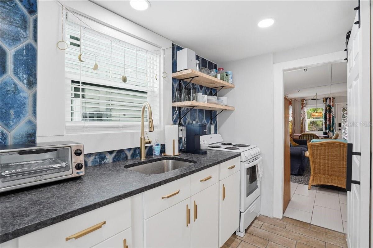 130 86TH TER, TREASURE ISLAND, FL — photo 48