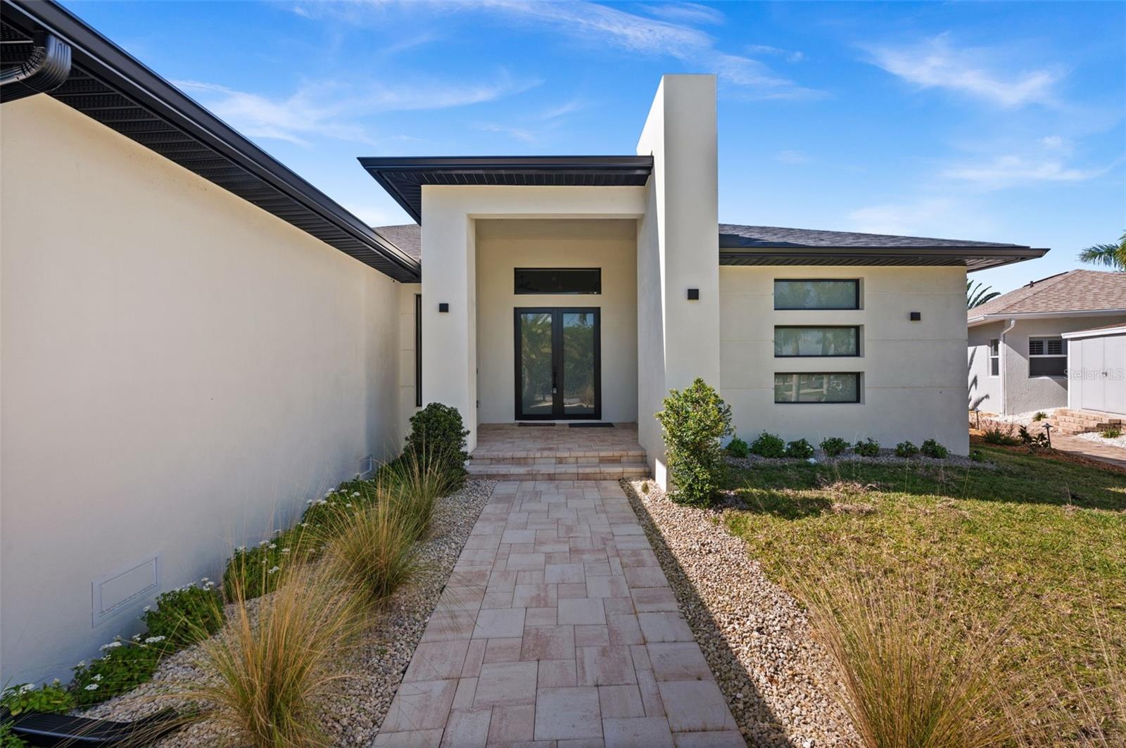 10522 RIVERSIDE RD, PORT CHARLOTTE, FL — photo 2