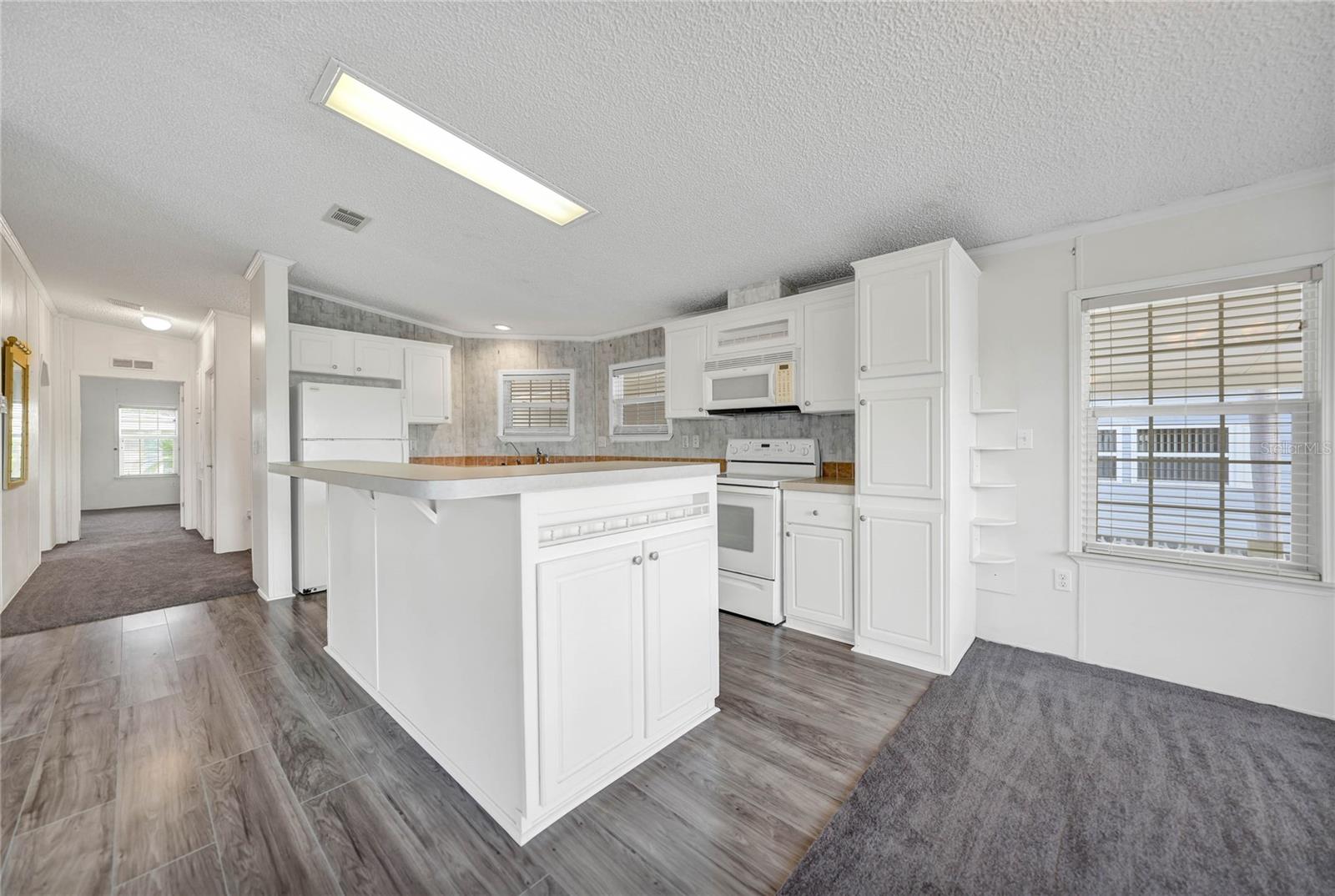 2100 KINGS HWY #206, PORT CHARLOTTE, FL — photo 5