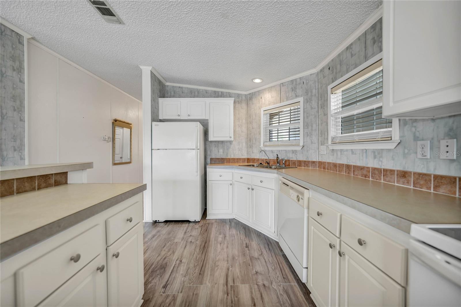 2100 KINGS HWY #206, PORT CHARLOTTE, FL — photo 6