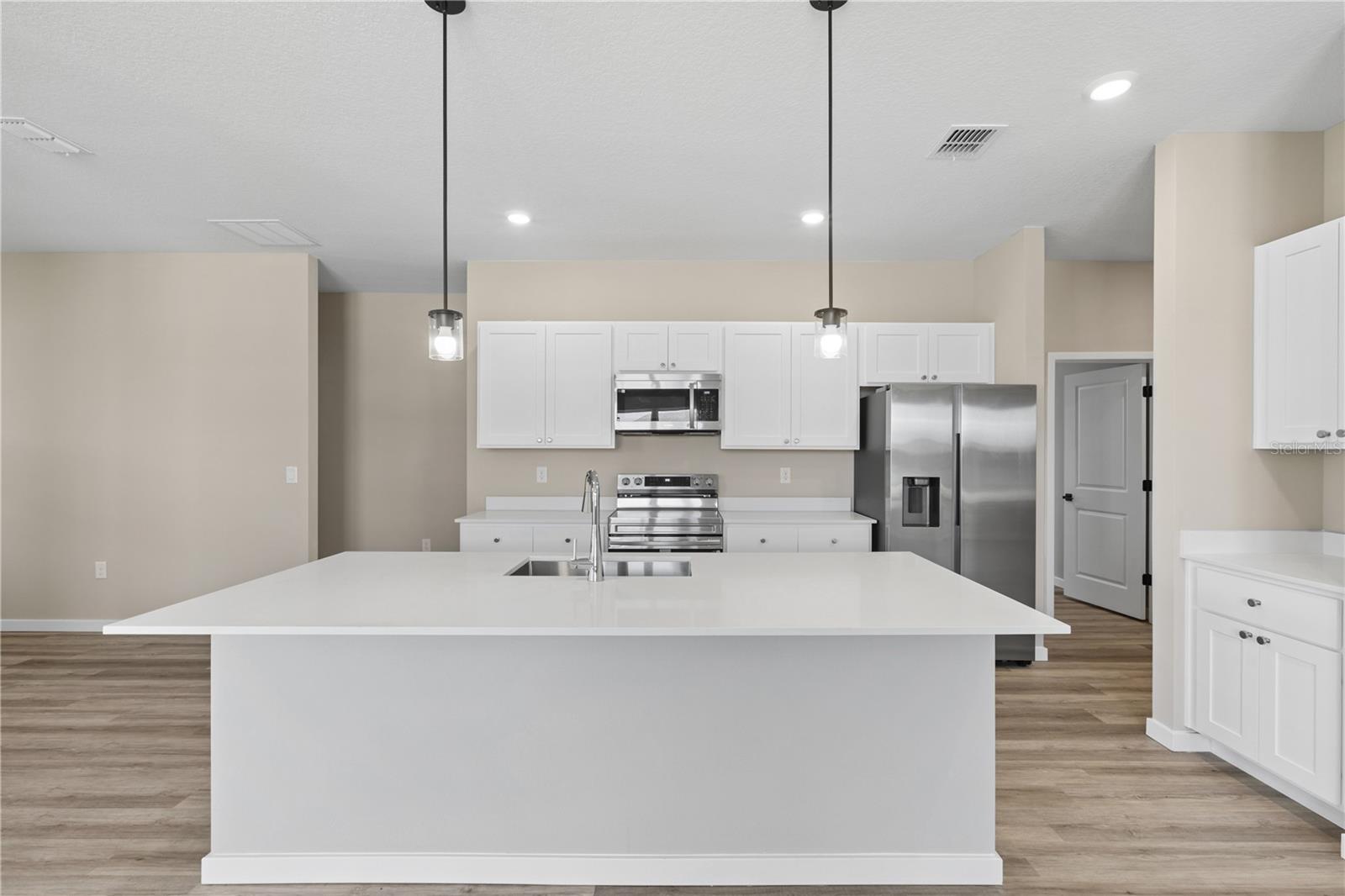 4473 NW 37TH STREET RD, OCALA, FL — photo 2