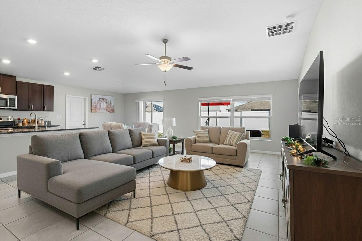 889 CALICO SCALLOP ST, RUSKIN, FL — photo 2