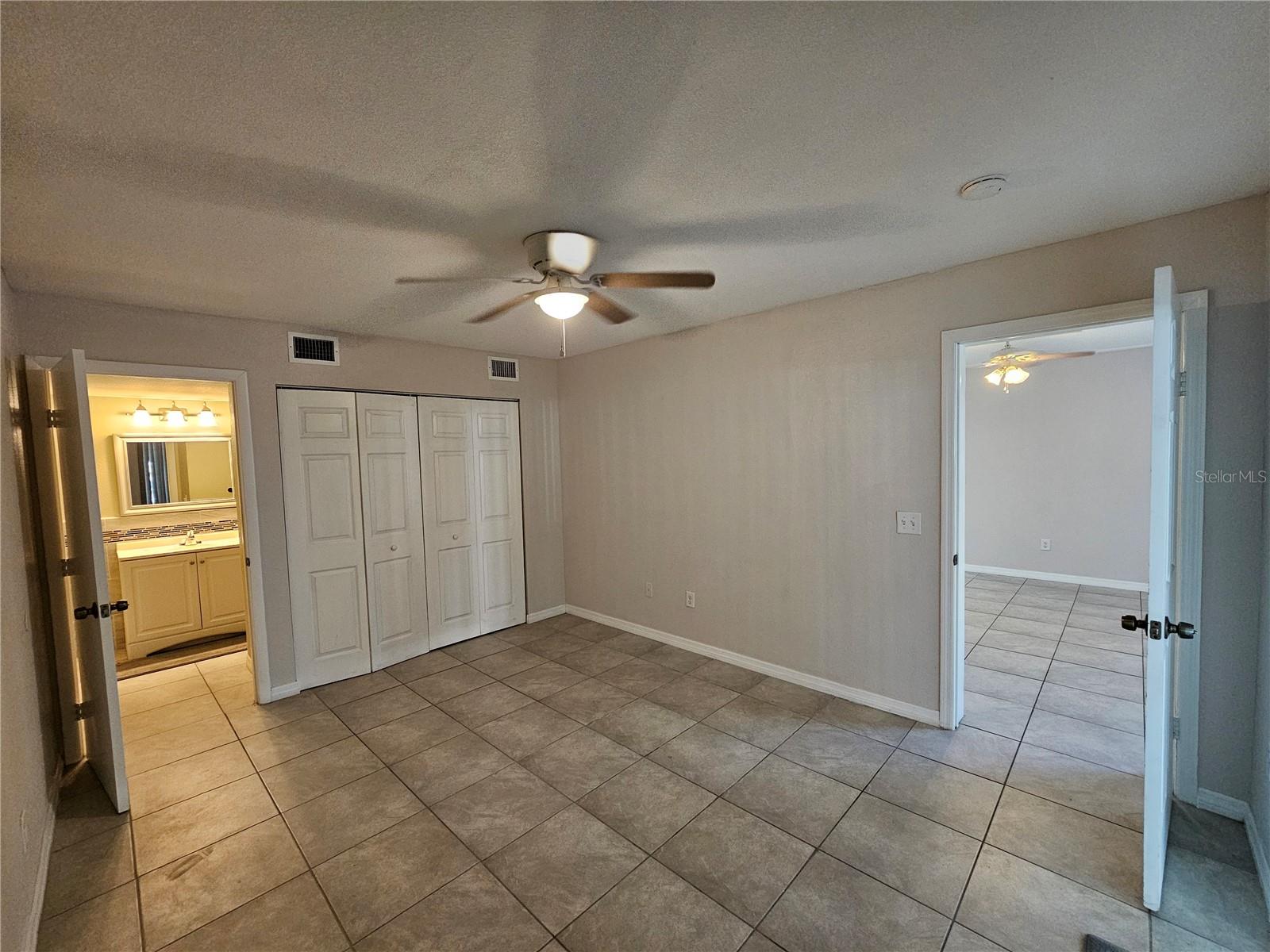8200 FAIRWAYS CIR #B102, OCALA, FL — photo 11