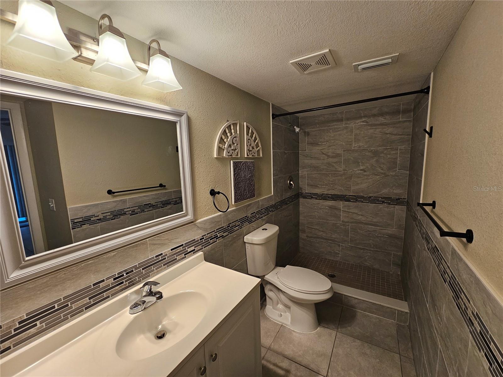 8200 FAIRWAYS CIR #B102, OCALA, FL — photo 12