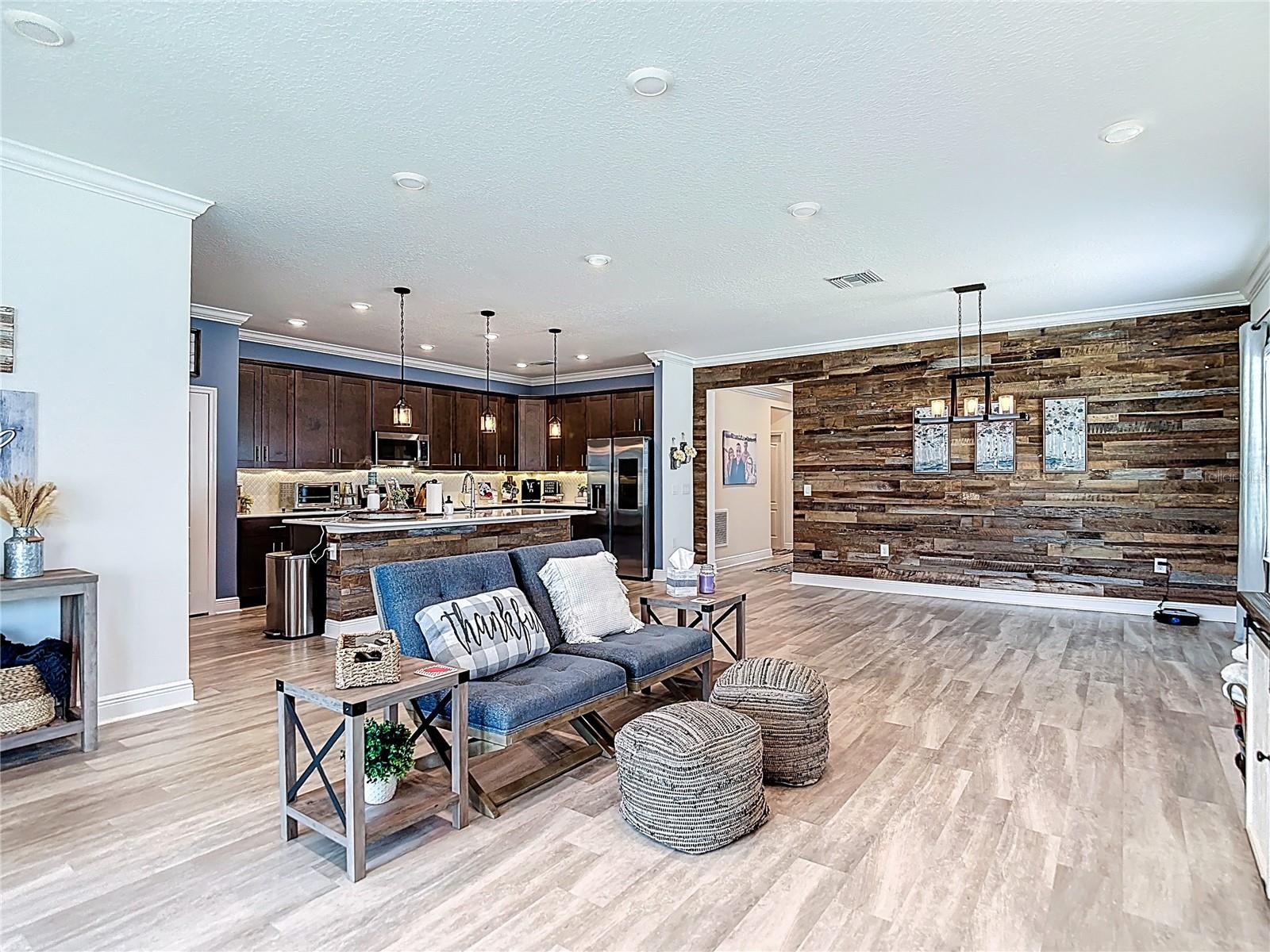 30980 JAZZ LEAF PL, SAN ANTONIO, FL — photo 9
