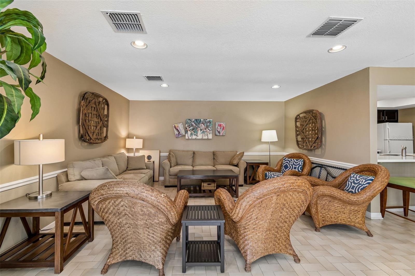 160 COLUMBIA DR #206, TAMPA, FL — photo 34