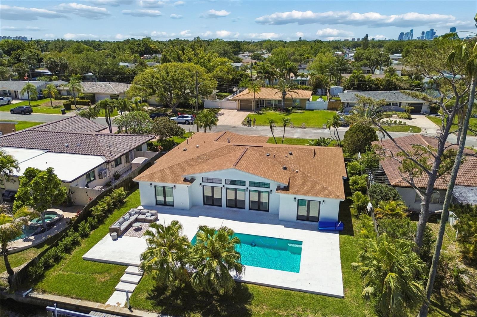 797 45TH AVE NE, ST PETERSBURG, FL — photo 3