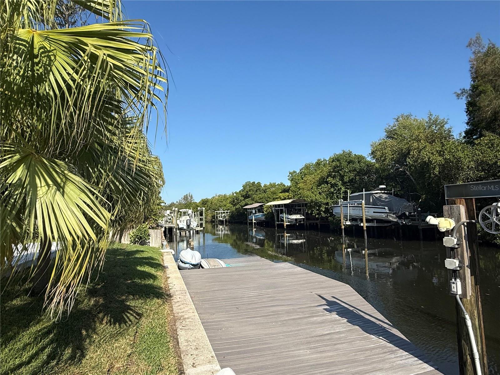 797 45TH AVE NE, ST PETERSBURG, FL — photo 11