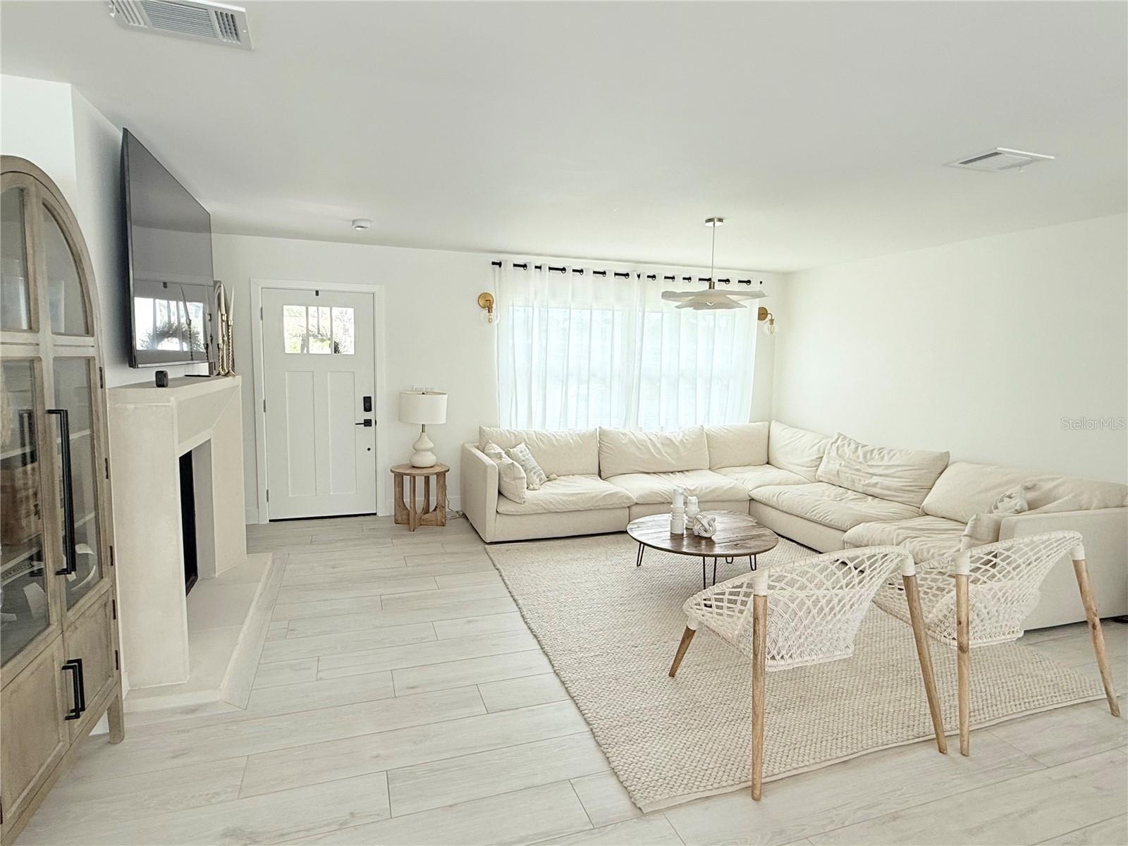 797 45TH AVE NE, ST PETERSBURG, FL — photo 24
