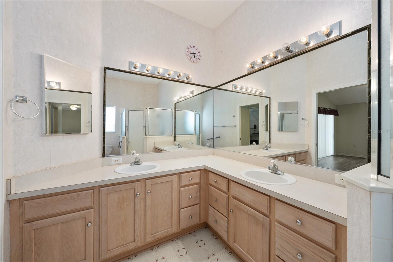 170 PALERMO PL, LADY LAKE, FL — photo 54