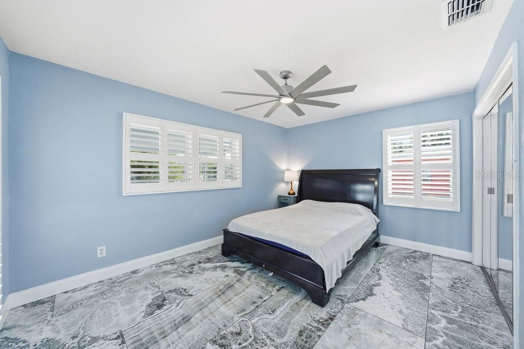 6901 17TH LN N, ST PETERSBURG, FL — photo 32