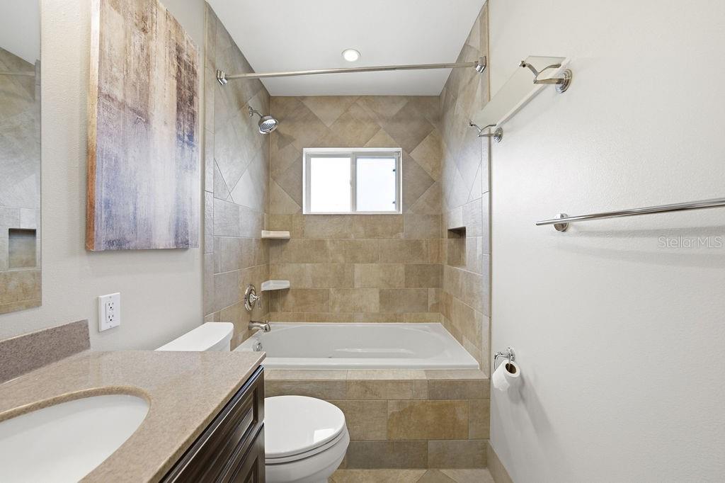 6901 17TH LN N, ST PETERSBURG, FL — photo 33