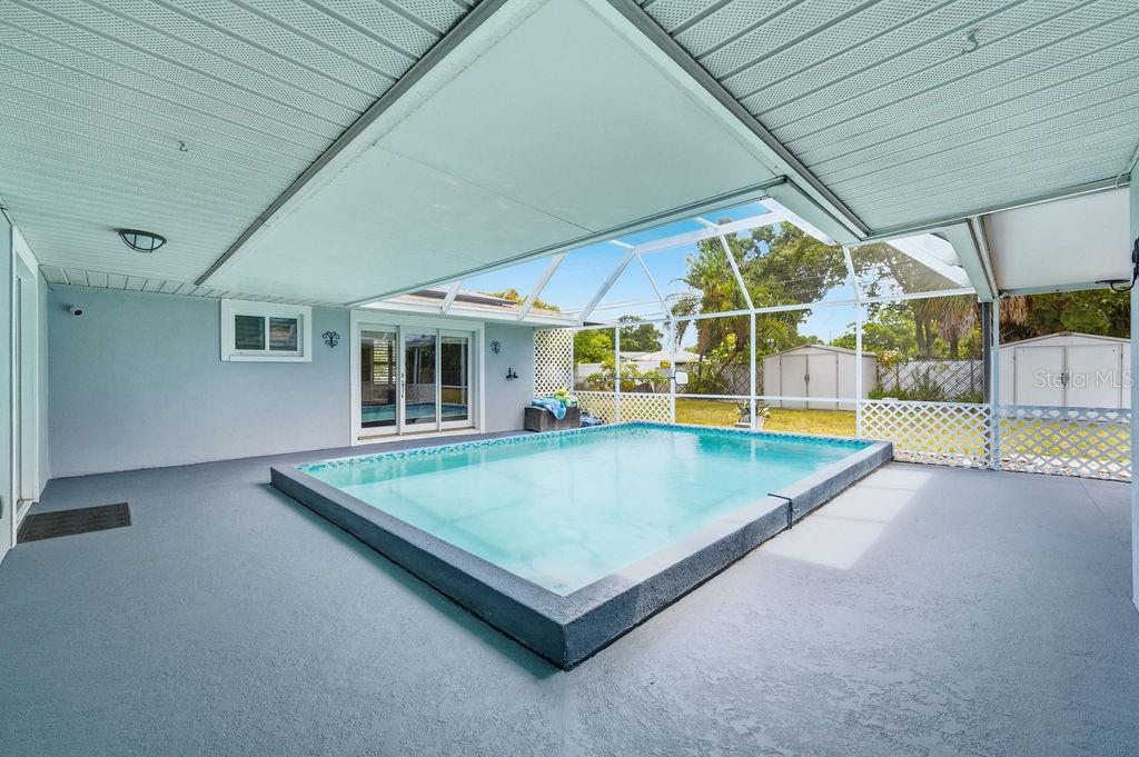 6901 17TH LN N, ST PETERSBURG, FL — photo 39