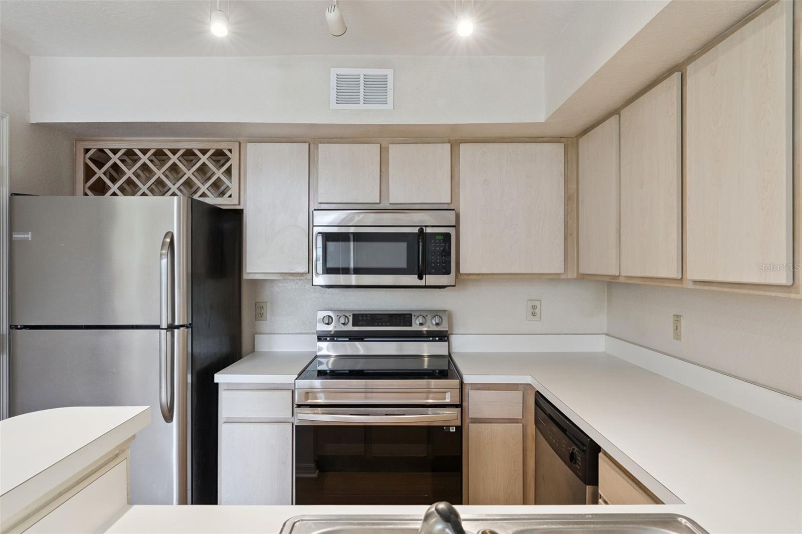 7270 WESTPOINTE BLVD #931, ORLANDO, FL — photo 11