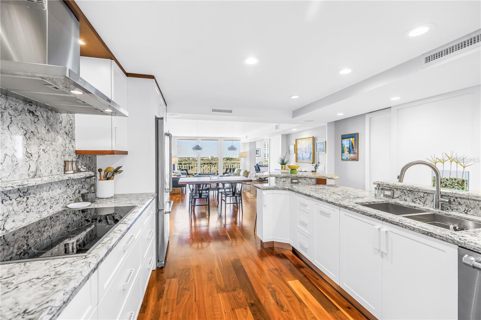 700 BEACH DR NE #708, ST PETERSBURG, FL — photo 22