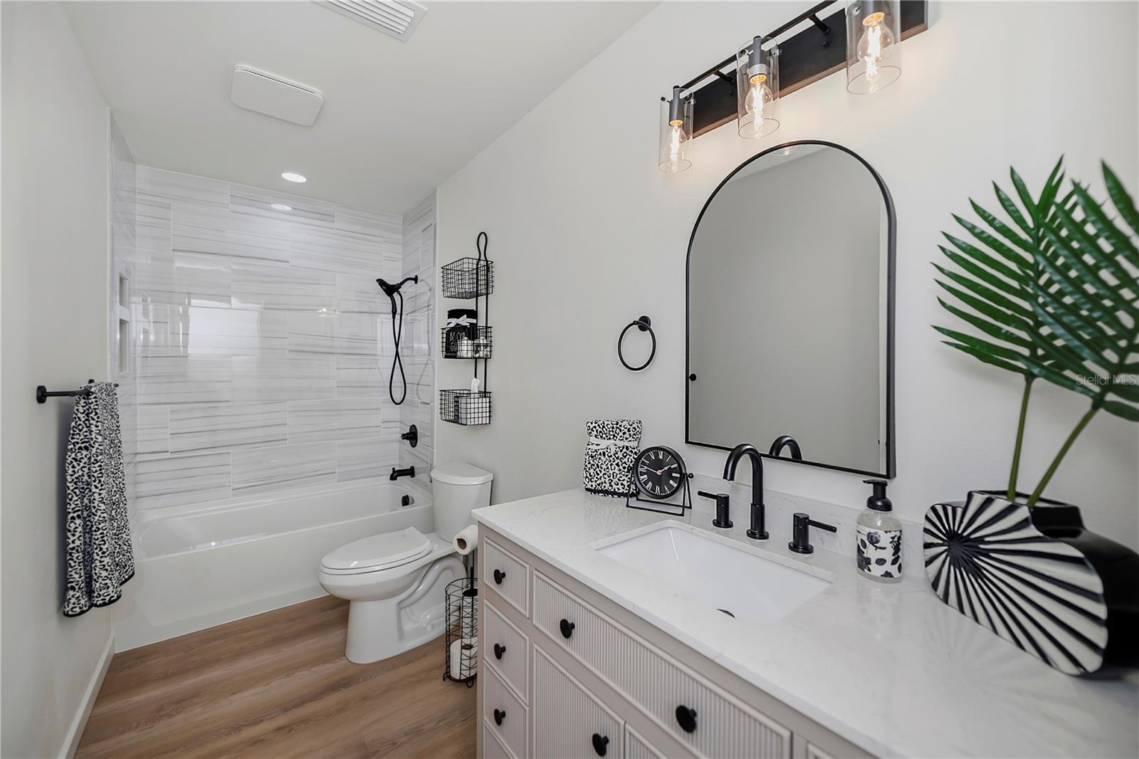 3404 LAKE VIEW BLVD, PORT CHARLOTTE, FL — photo 25