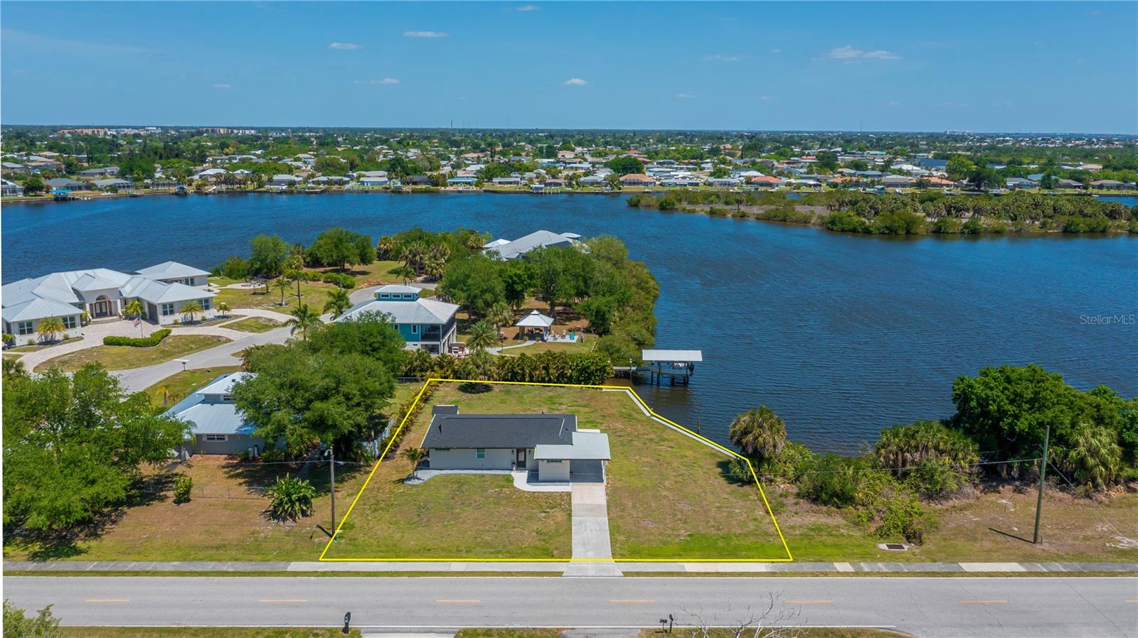 3404 LAKE VIEW BLVD, PORT CHARLOTTE, FL