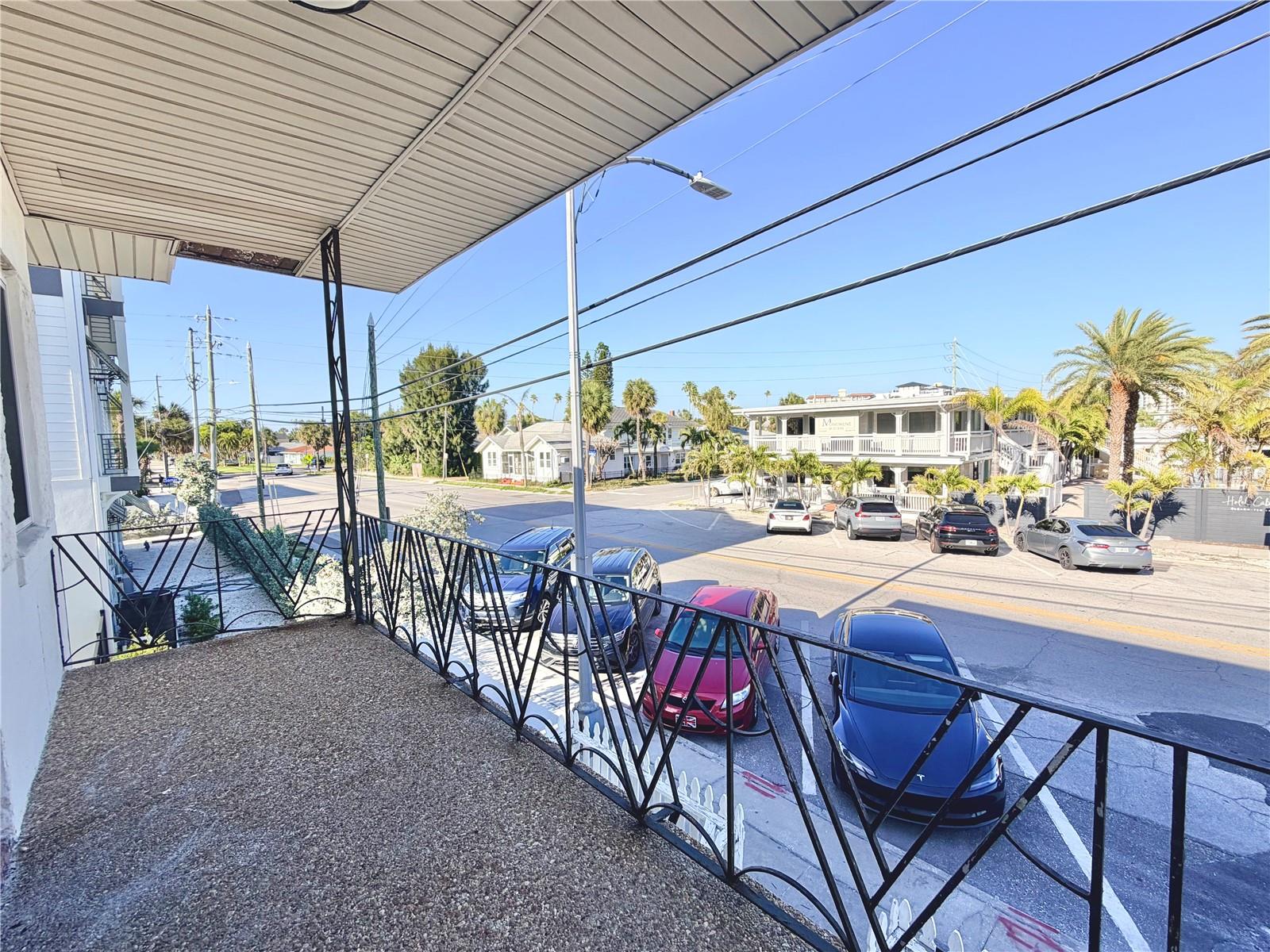 664 MANDALAY AVE, CLEARWATER BEACH, FL — photo 15