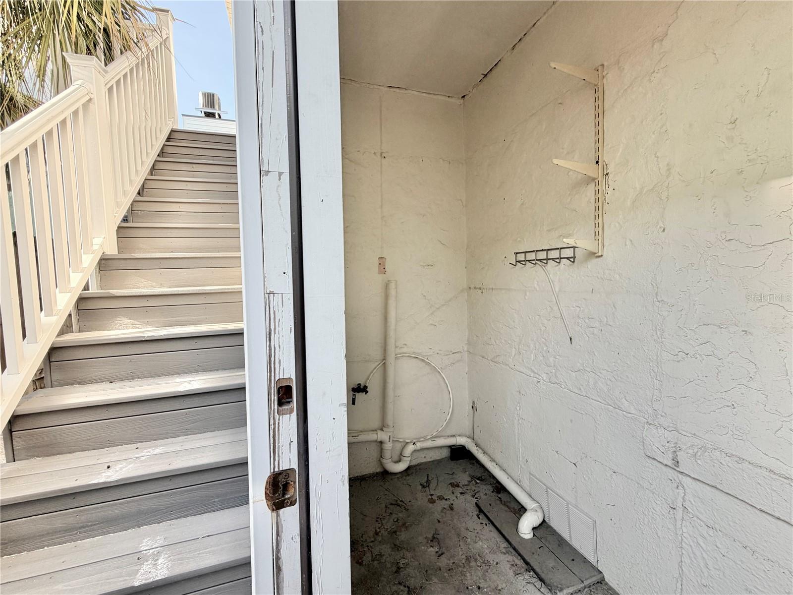 664 MANDALAY AVE, CLEARWATER BEACH, FL — photo 48
