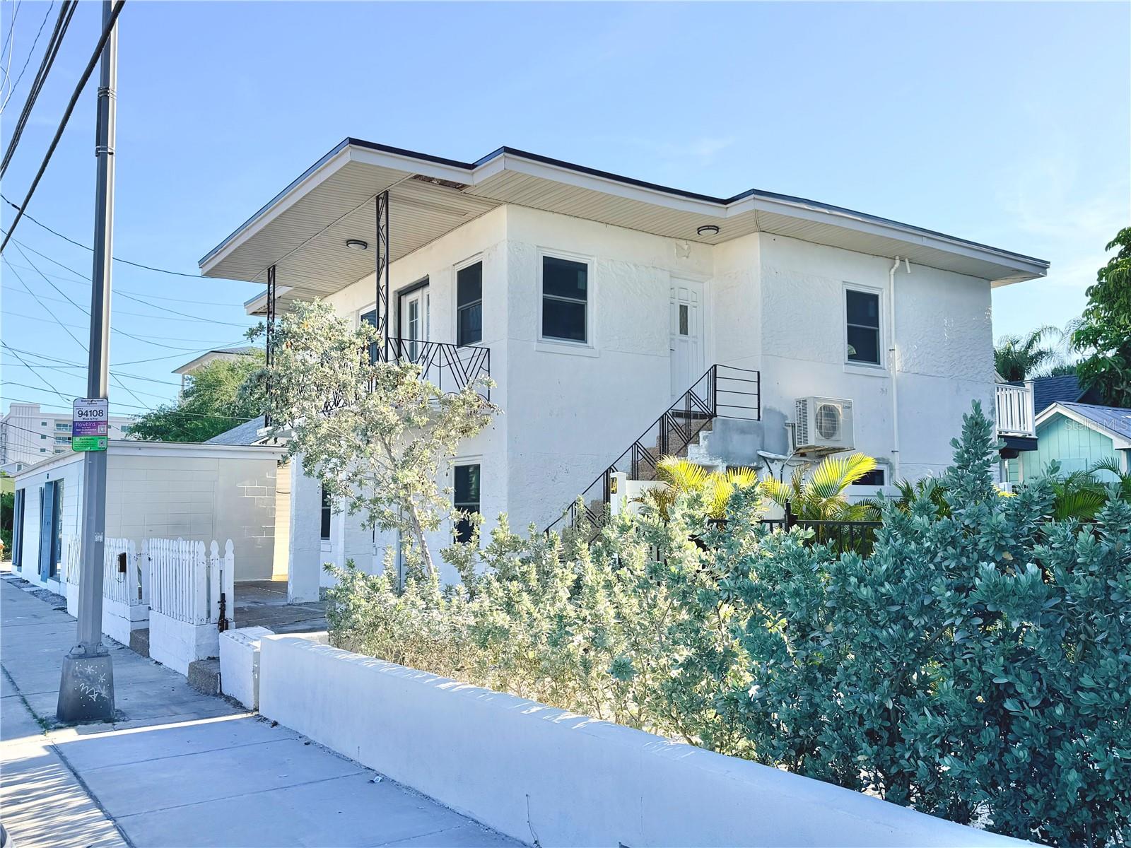 664 MANDALAY AVE, CLEARWATER BEACH, FL — photo 3