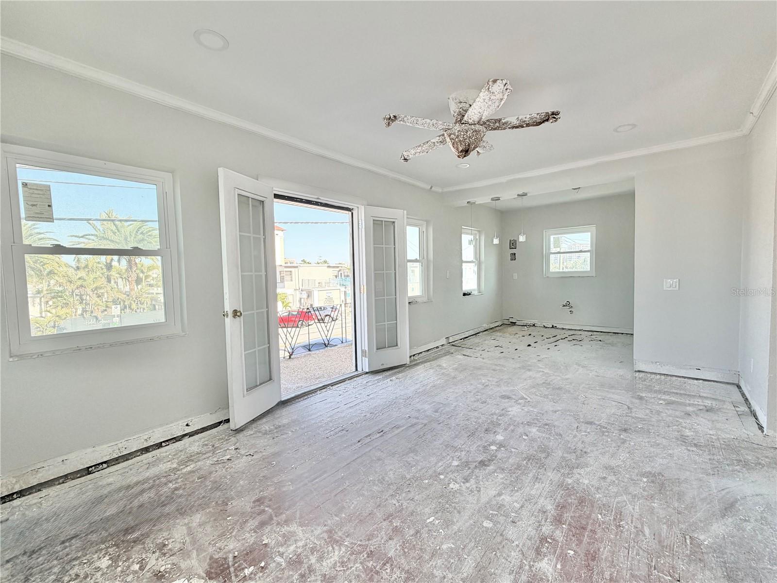 664 MANDALAY AVE, CLEARWATER BEACH, FL — photo 9