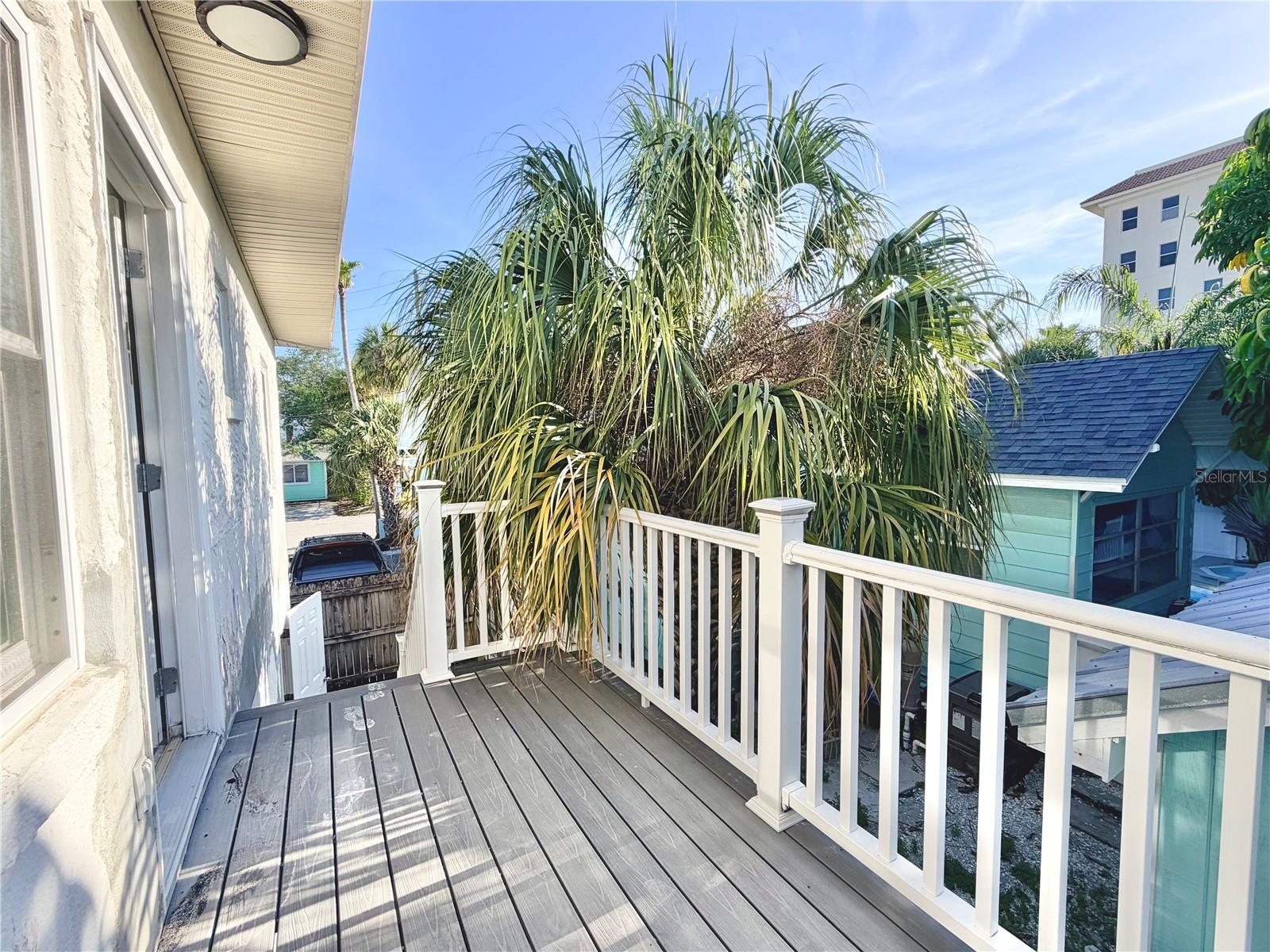 664 MANDALAY AVE, CLEARWATER BEACH, FL — photo 30