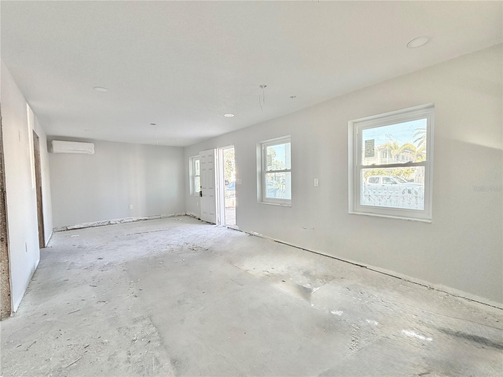 664 MANDALAY AVE, CLEARWATER BEACH, FL — photo 34