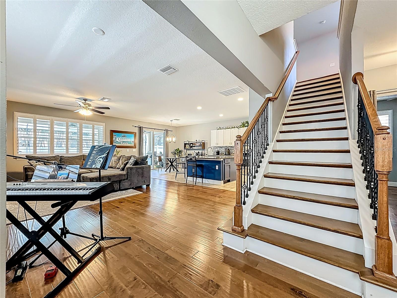 10193 GRAND OAK CIR, MADEIRA BEACH, FL — photo 8