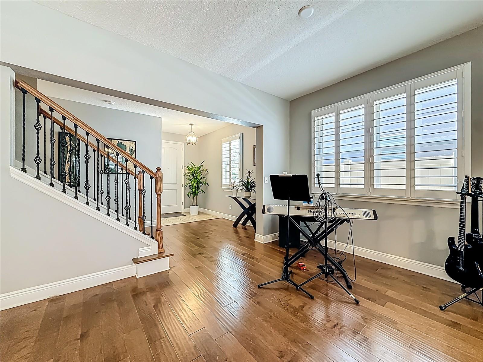 10193 GRAND OAK CIR, MADEIRA BEACH, FL — photo 9