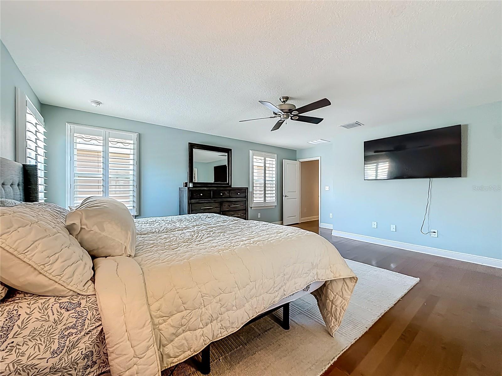 10193 GRAND OAK CIR, MADEIRA BEACH, FL — photo 28