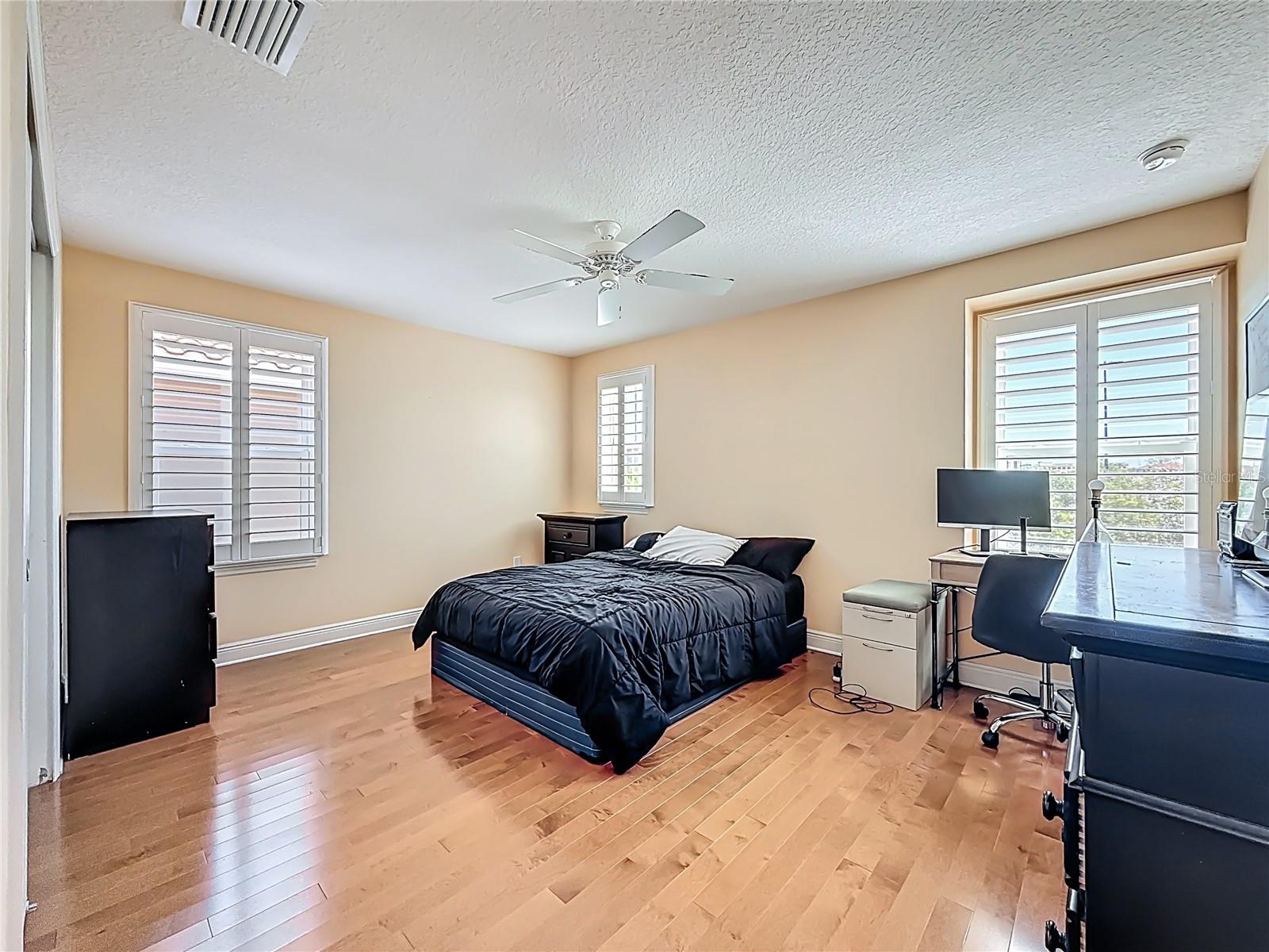10193 GRAND OAK CIR, MADEIRA BEACH, FL — photo 39