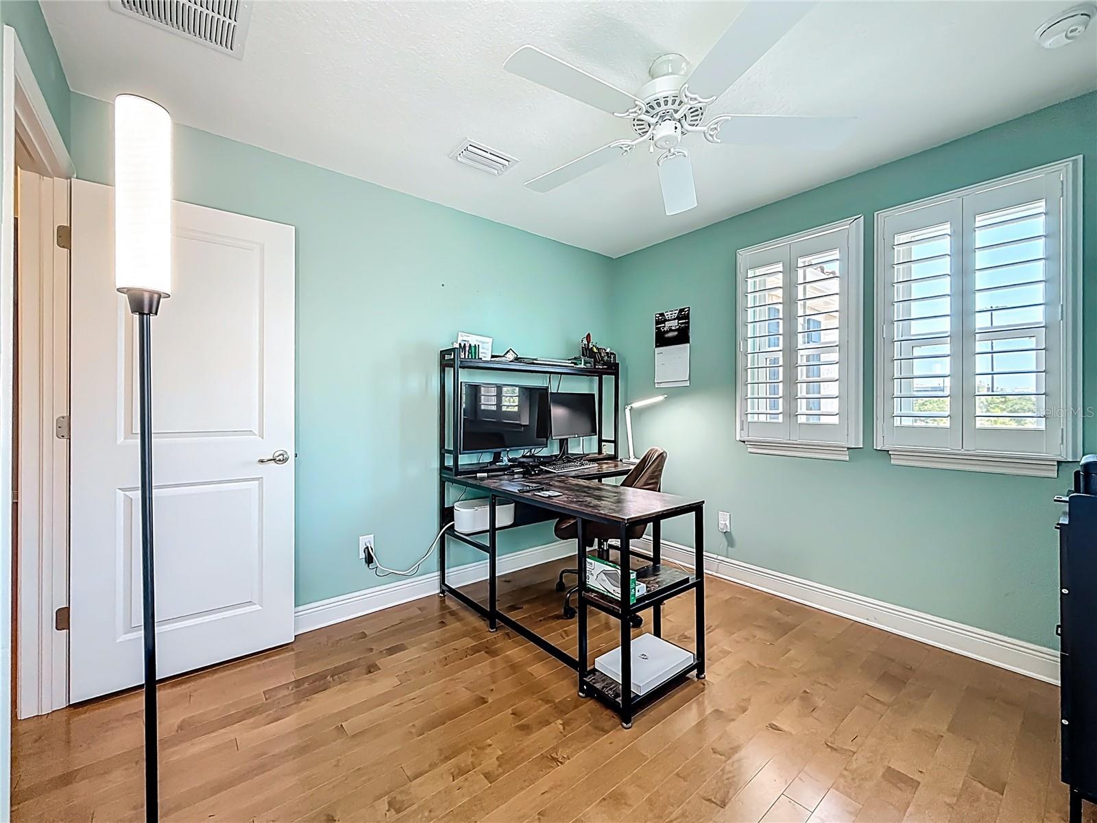 10193 GRAND OAK CIR, MADEIRA BEACH, FL — photo 46