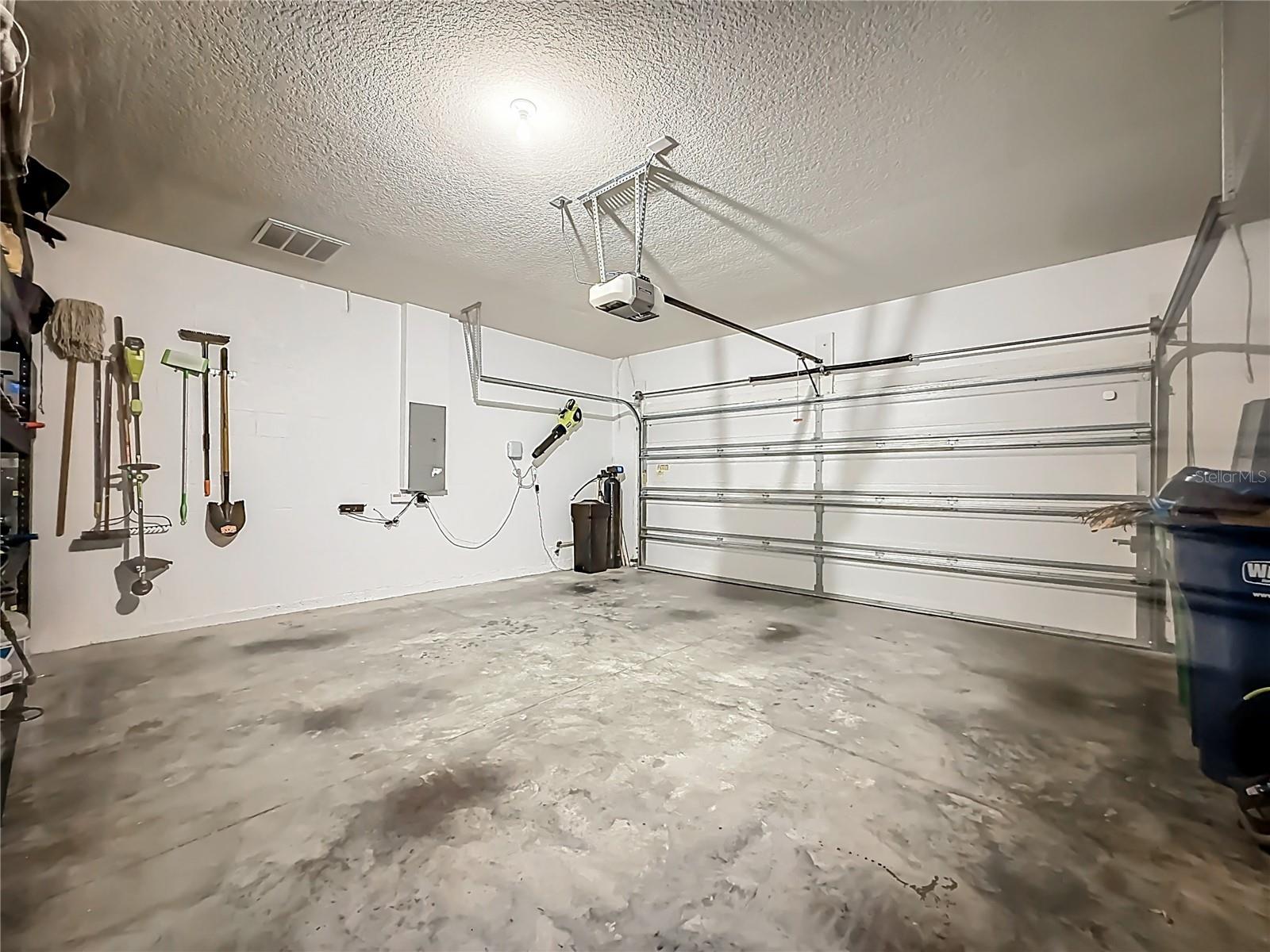 10193 GRAND OAK CIR, MADEIRA BEACH, FL — photo 51
