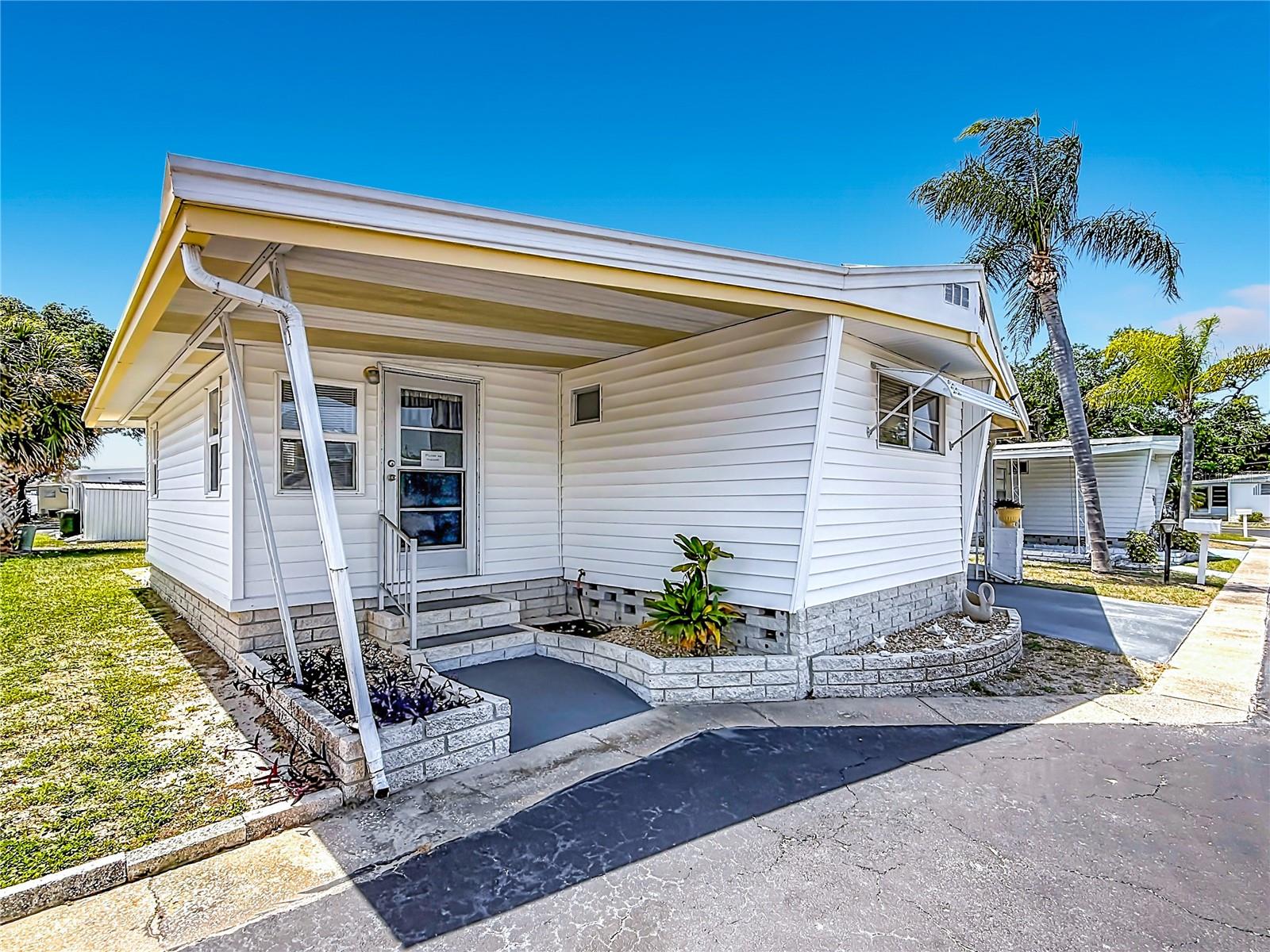 1040 MAIN ST #162, DUNEDIN, FL